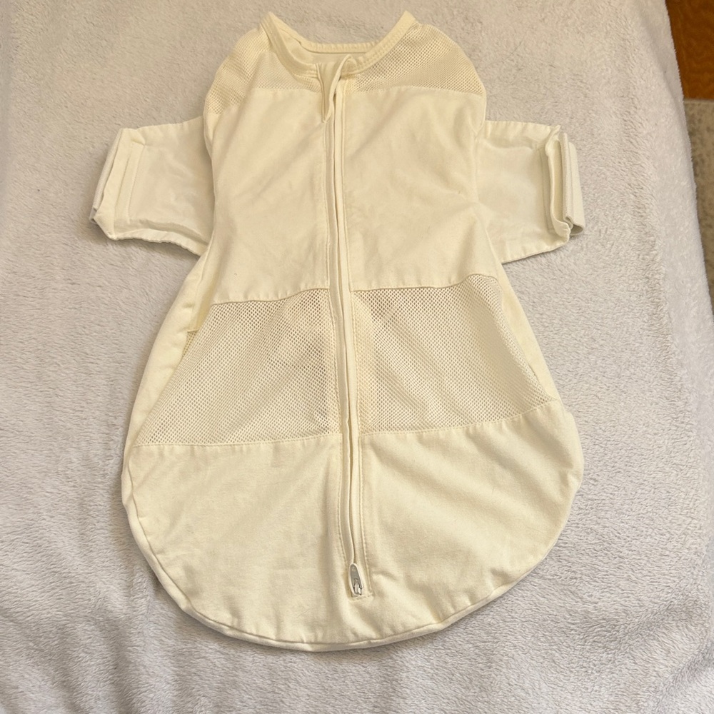 Ivory Snoo Sack (Small 5-12 lbs)